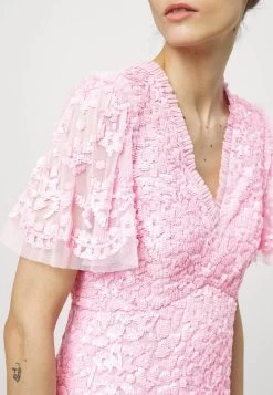 Needle & Thread DAPHNE V NECK ANKLE GOWN - Ballkleid - Bright Pink -Frauen Geschäft 15eb67f2a1bd476cbf76ff760b9a7743