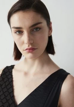 Ipekyol RELAXED FIT FABRIC MIX WITH METAL ACCESSORIES - Freizeitkleid - Black -Frauen Geschäft 1fcdd0285a684567b7fafbd42ae33fa7