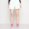LOVE MOSCHINO Shorts - White 1 LOVE MOSCHINO Shorts - White -Frauen Geschäft 200b26e304a94e03bf5f9d0a9d5c41c6