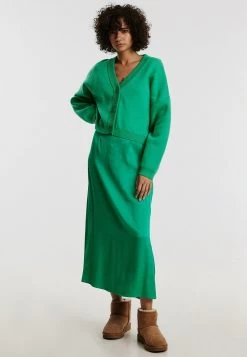 EDITED ETTA - Strickjacke - Grün 9 EDITED ETTA - Strickjacke - Grün -Frauen Geschäft 22208697de2941ae99e14d41d6ae0282