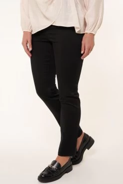 Jeans Slim Fit - Black 10 Jeans Slim Fit - Black -Frauen Geschäft 2aac3407d95340f1a2dc6db804d8bf5d