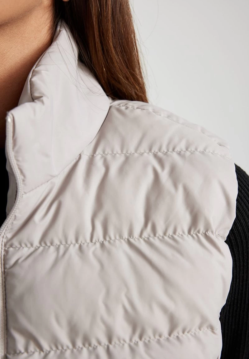 DeFacto REGULAR FIT - Weste - Beige 6 DeFacto REGULAR FIT - Weste - Beige – Bild 4