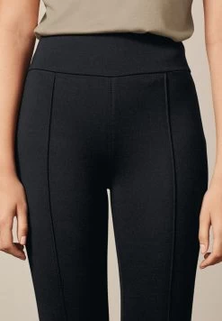 Next Leggings - Hosen - Black 11 Next Leggings - Hosen - Black -Frauen Geschäft 49e6a7b8cf0d4a6f918ed1504851a463