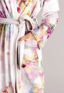 Bademantel - Pink 11 Bademantel - Pink -Frauen Geschäft 4f0db712891d4e5f99e7e5179a816572