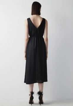Ipekyol RELAXED FIT FABRIC MIX WITH METAL ACCESSORIES - Freizeitkleid - Black -Frauen Geschäft 53fab69235034c4ba9250edea3ceb427