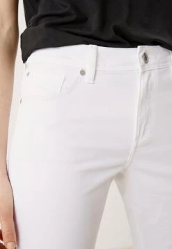 QS By S.Oliver SLIM : CORSAIRE AU STYLE SOIGNÉ - Jeans Shorts - White -Frauen Geschäft 64f9b1a7dac8466aaea94a165bbf8d27