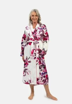 DELILAH FLORAL PRINT L SLV LONG - Bademantel - Pink Floral -Frauen Geschäft 65b2a93a58794a5195132a89a2250c12 1