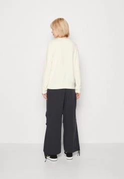 Nike Sportswear CLUB CREW - Sweatshirt - Coconut Milk -Frauen Geschäft 6aa1d684feb043768385cca753a8b95e