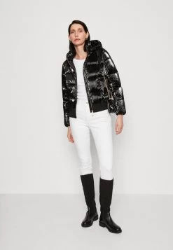 Armani Exchange BLOUSON JACKET - Winterjacke - Black 9 Armani Exchange BLOUSON JACKET - Winterjacke - Black -Frauen Geschäft 70e00ee9ca0740f0b90fa8ed9353fe5f
