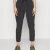 Patagonia FLEETWITH PANTS - Stoffhose - Ink Black -Frauen Geschäft 803b87c3d57c4b6e9175dadcb5edfd31