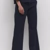 LARAMW - Flared Jeans - Dark Blue -Frauen Geschäft 8a79d43b001247d7a3e25fea6171a5d0