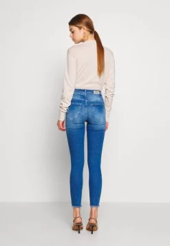 ONLY ONLBLUSH LIFE - Jeans Skinny Fit - Medium Blue Denim -Frauen Geschäft 9cc104dc5e704568b5e5d8f21cb6700d