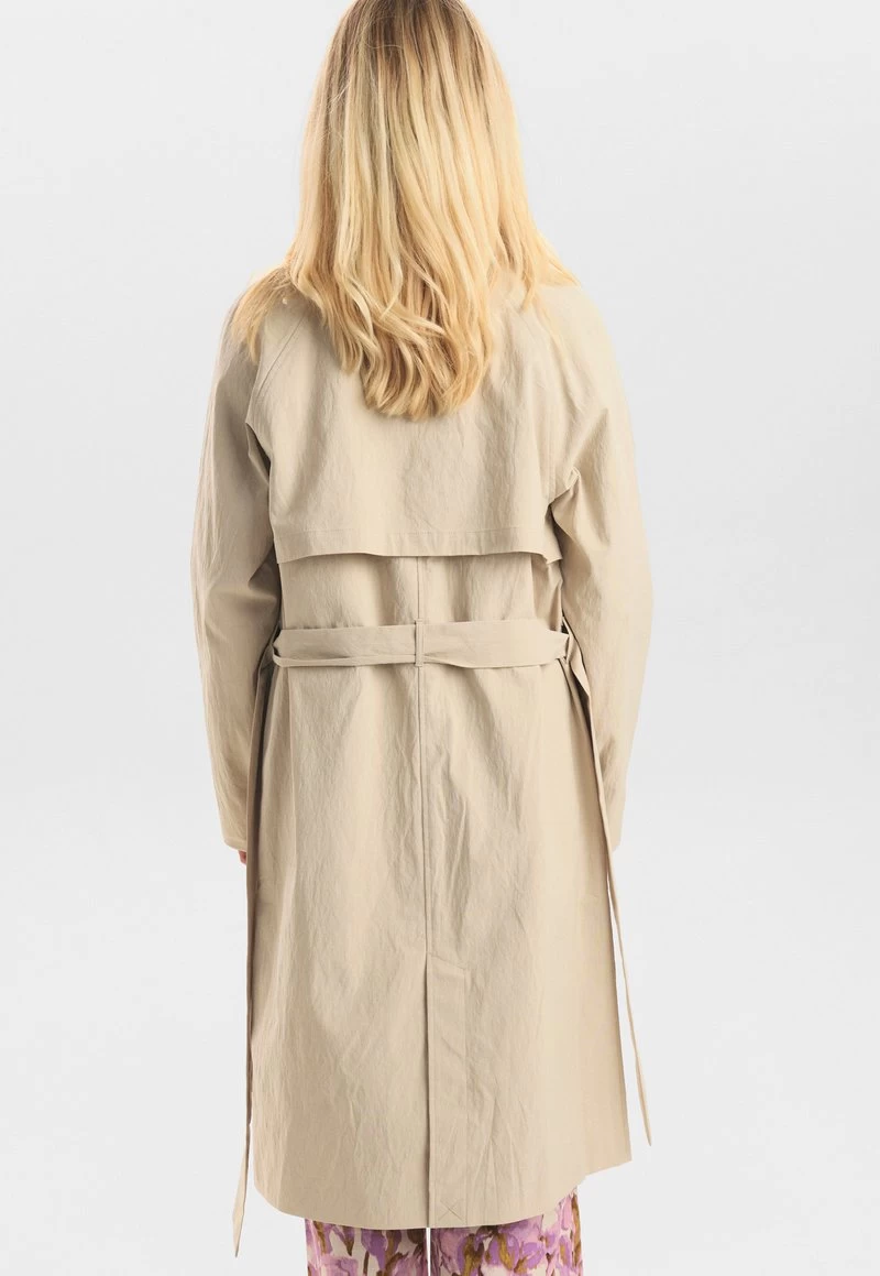 NUELLA - Trenchcoat - Hummus 4 NUELLA - Trenchcoat - Hummus – Bild 2