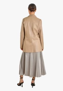 Oakwood Kurzmantel - Beige 10 Oakwood Kurzmantel - Beige -Frauen Geschäft afa483972c334ec89f2af6c08f4bd585