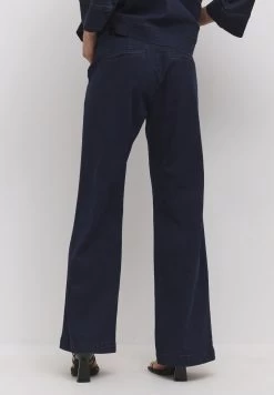 LARAMW - Flared Jeans - Dark Blue -Frauen Geschäft b63c46b6ddf34a7f8fc8234fe2903971