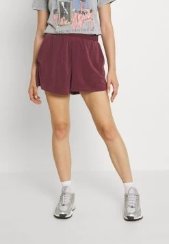 Monki Shorts - Red Dark 13 Monki Shorts - Red Dark -Frauen Geschäft c01e5934d02443bfb364dfbb5e5eac50 1