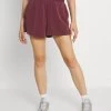 Monki Shorts - Red Dark 2 Monki Shorts - Red Dark -Frauen Geschäft c01e5934d02443bfb364dfbb5e5eac50