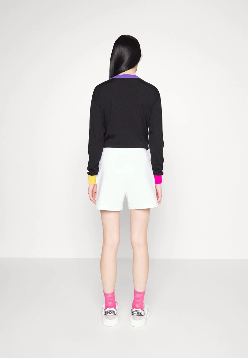 LOVE MOSCHINO Shorts - White 5 LOVE MOSCHINO Shorts - White – Bild 3