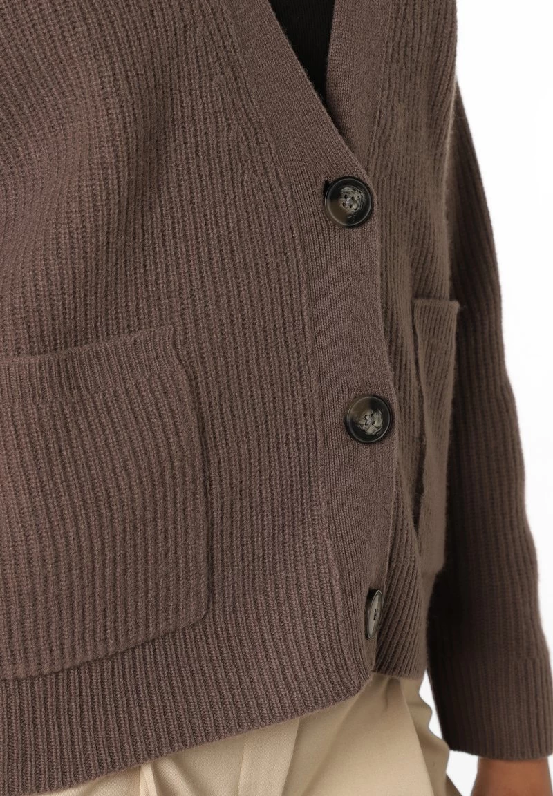 Marie Lund Strickjacke - Schlamm 5 Marie Lund Strickjacke - Schlamm – Bild 3