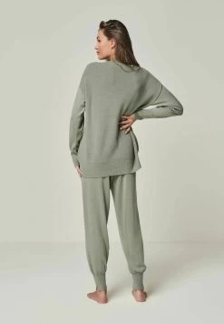 BELLA MIT RUNDHALS - Strickpullover - Darkgreen 10 BELLA MIT RUNDHALS - Strickpullover - Darkgreen -Frauen Geschäft e8f6abd4b26442be9513cf2749d6eabf