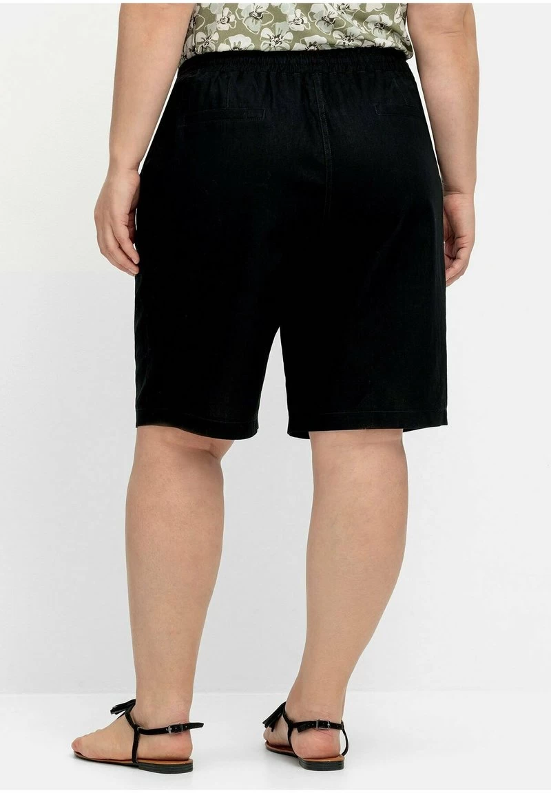 Sheego BERMUDAS - Shorts - Schwarz 5 Sheego BERMUDAS - Shorts - Schwarz – Bild 3