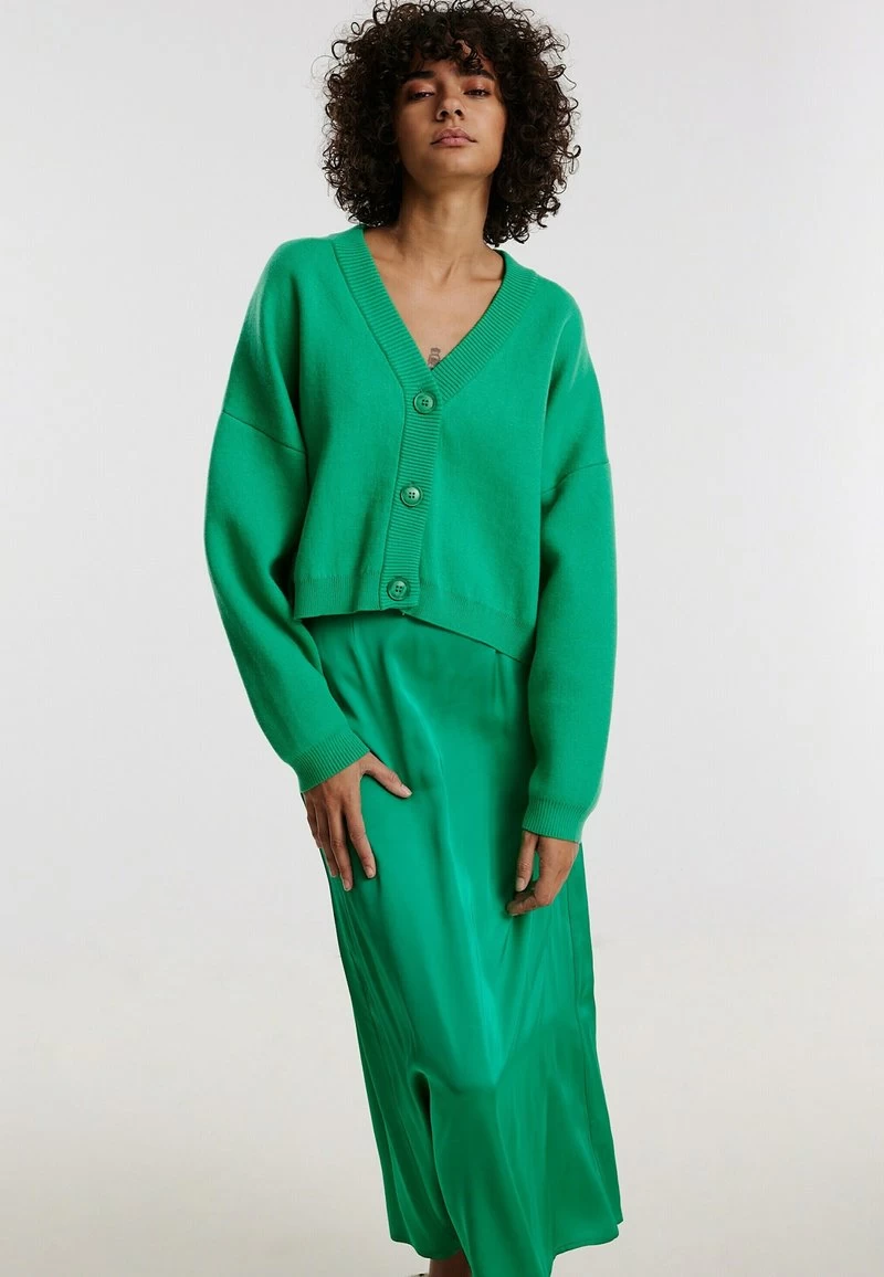 EDITED ETTA - Strickjacke - Grün 3 EDITED ETTA - Strickjacke - Grün